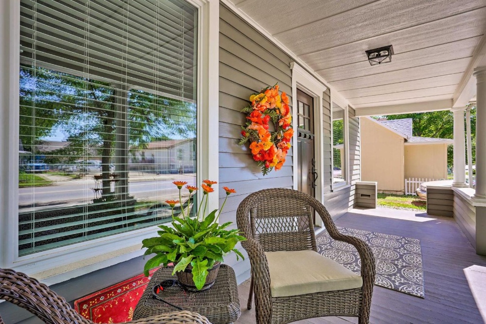 Contemporary Sheridan Home with Porch - Walk Downtown Contemporary Sheridan Home with Porch - Walk Downtown