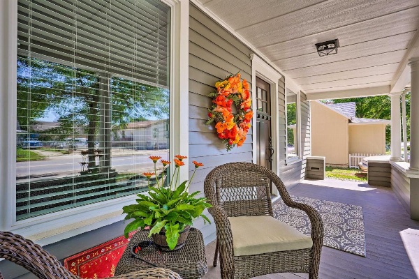 Contemporary Sheridan Home with Porch - Walk Downtown image 4